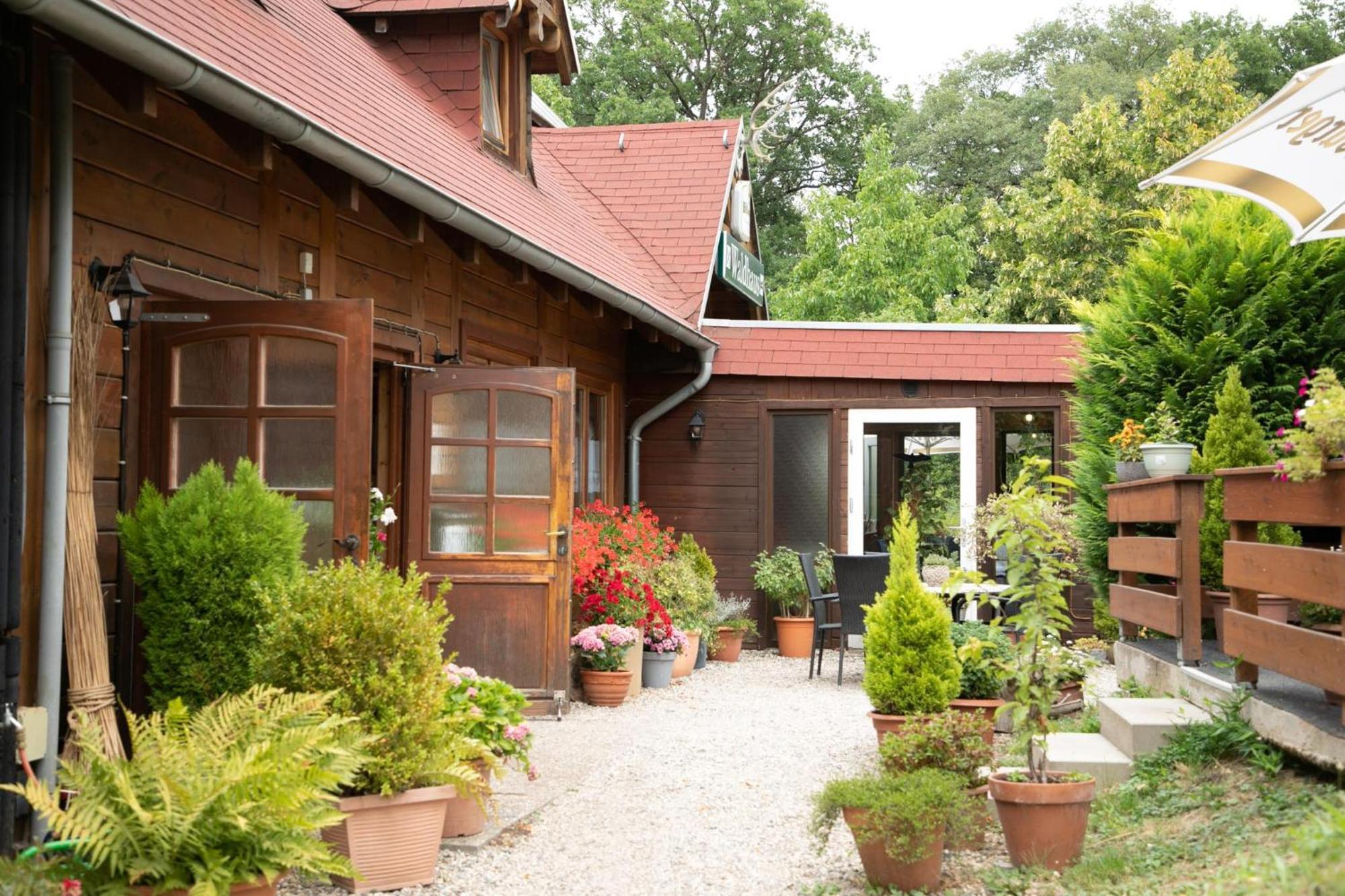 Hotel Waldhaus Lahnstein Exteriér fotografie